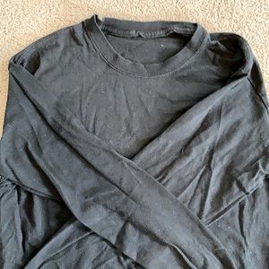 Must bundle-Black long sleeve Tee